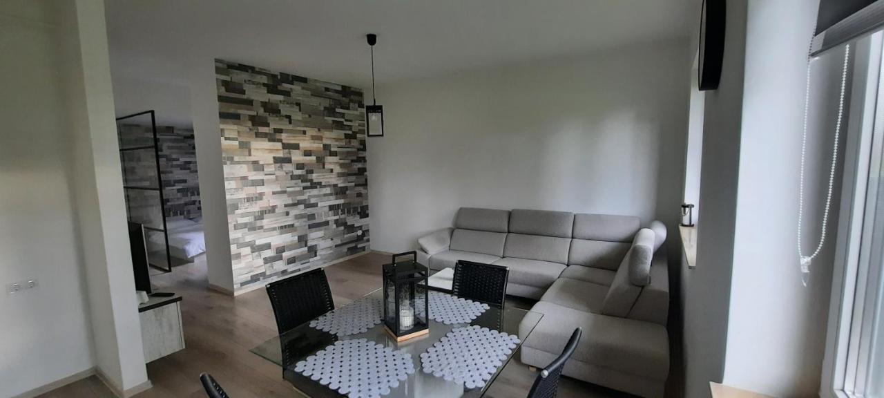 The World Apartament Targu Mures Exterior photo