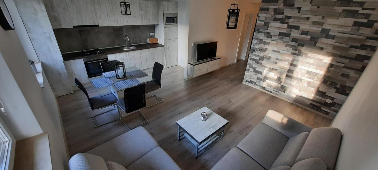 The World Apartament Targu Mures Exterior photo